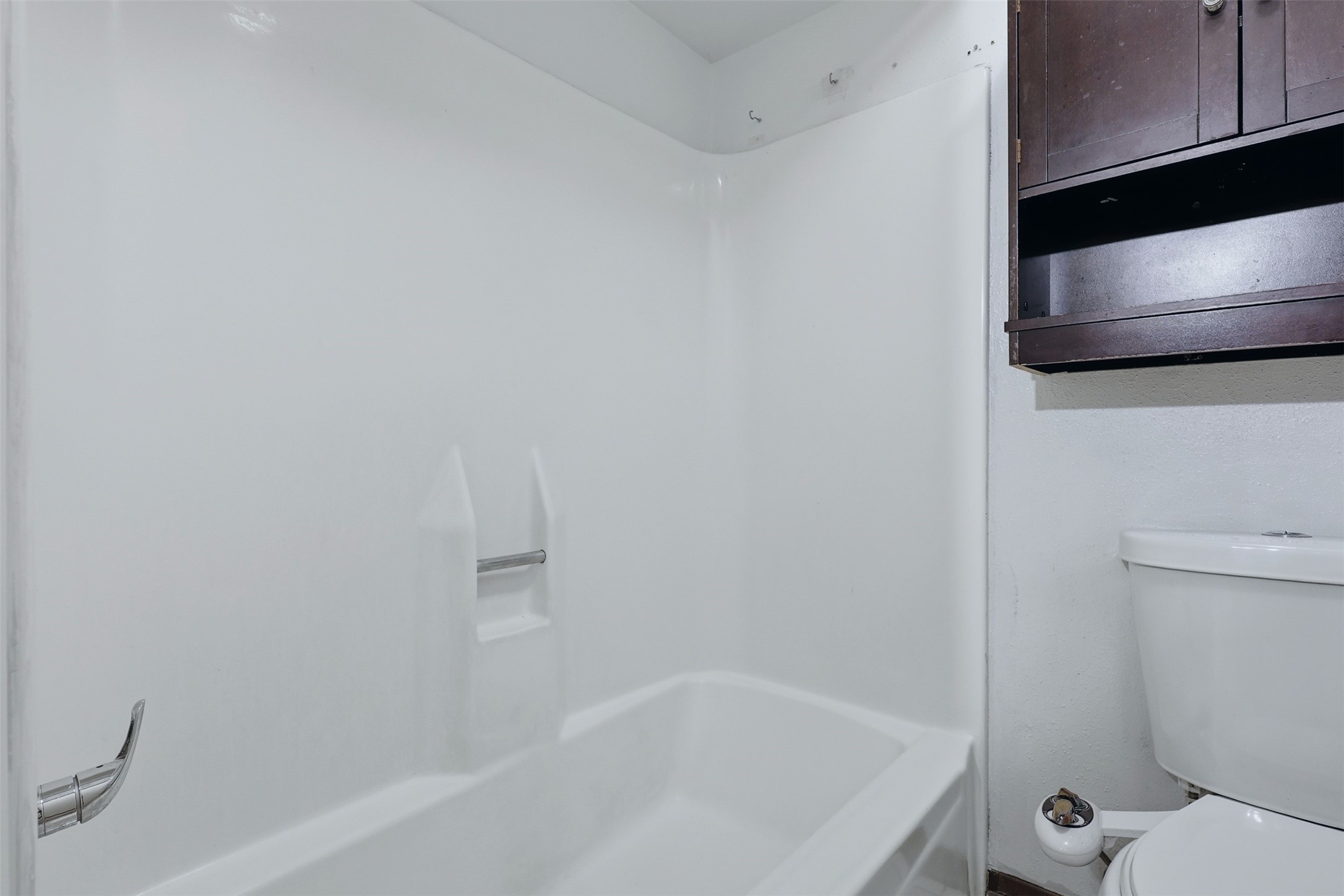 17011 Kings Walk Lane Houston, TX 77070 - Photo 21 of 50 a bathroom with a tub and a sink