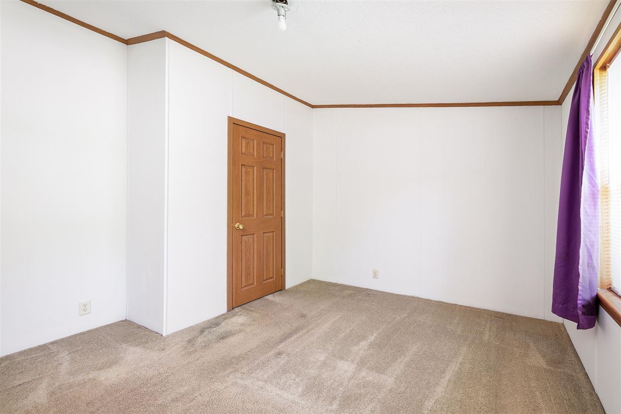 14155 Brownell Road Beulah, MI 49617 - Photo 6 of 30 1888534-5.JPG