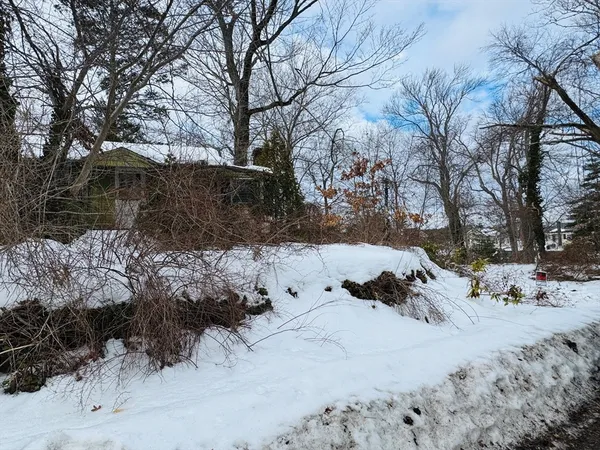 $199,900 | 19 Mohawk Avenue, Freetown, MA 02717