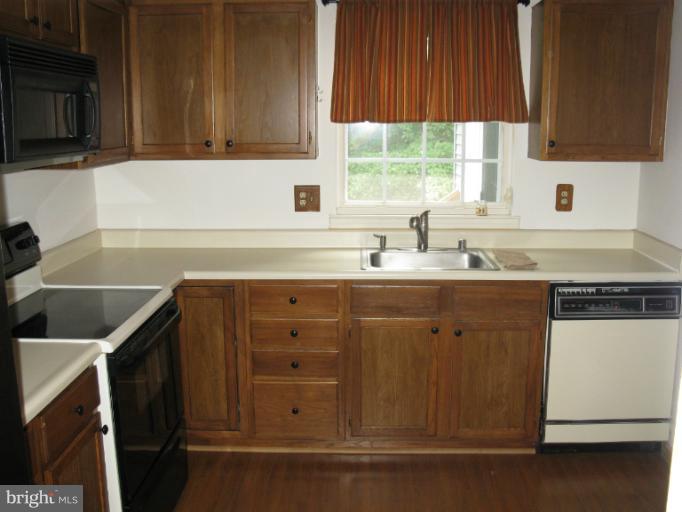 5115 Clifford Road Perry Hall, MD 21128 - Photo 17 of 30 Kitchen