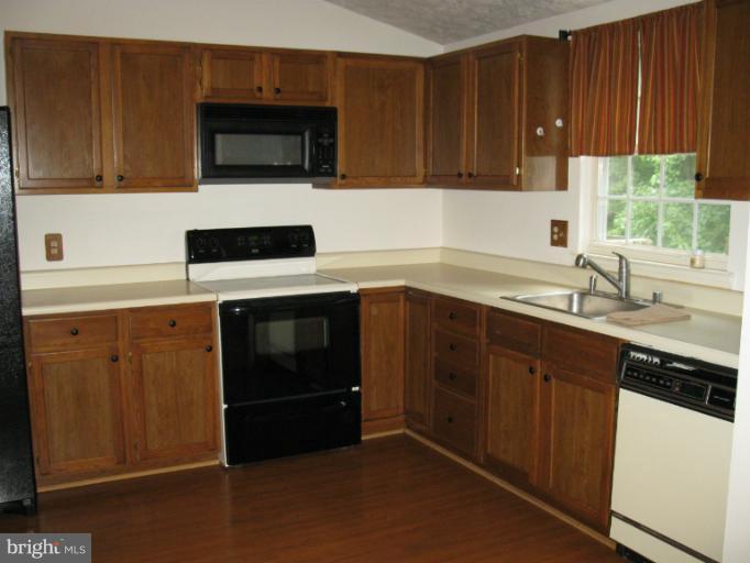 5115 Clifford Road Perry Hall, MD 21128 - Photo 3 of 30 Kitchen