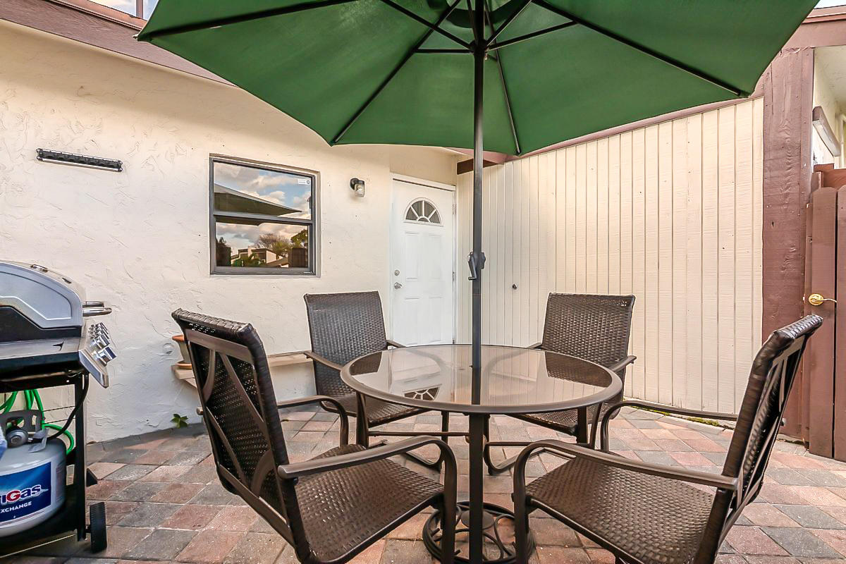 1833 Abbey Road West Palm Beach, FL 33415 - Photo 6 of 26 IMG_7730
