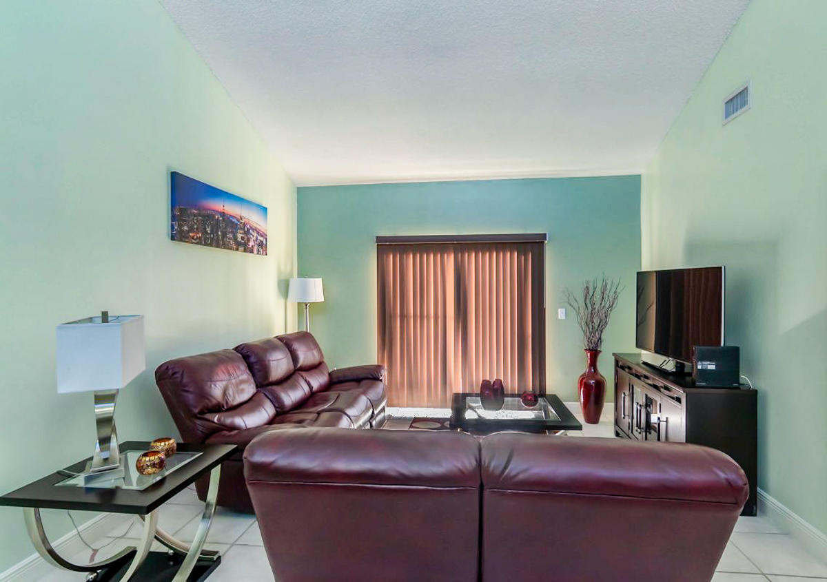 1833 Abbey Road West Palm Beach, FL 33415 - Photo 8 of 26 IMG_7765