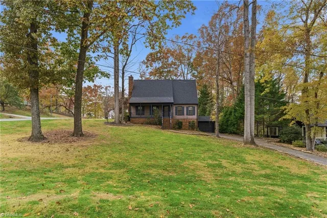 $374,900 | 2540 Lockwood Drive, Winston-Salem, NC 27103