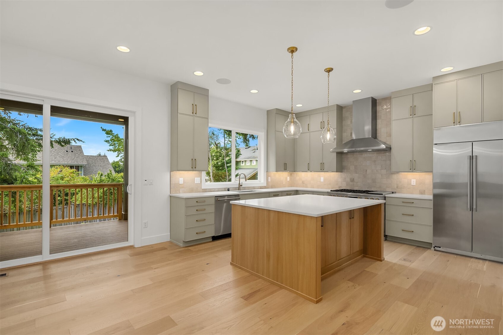 465 Orcas Avenue Northeast Renton, WA 98059 - Photo 14 of 40