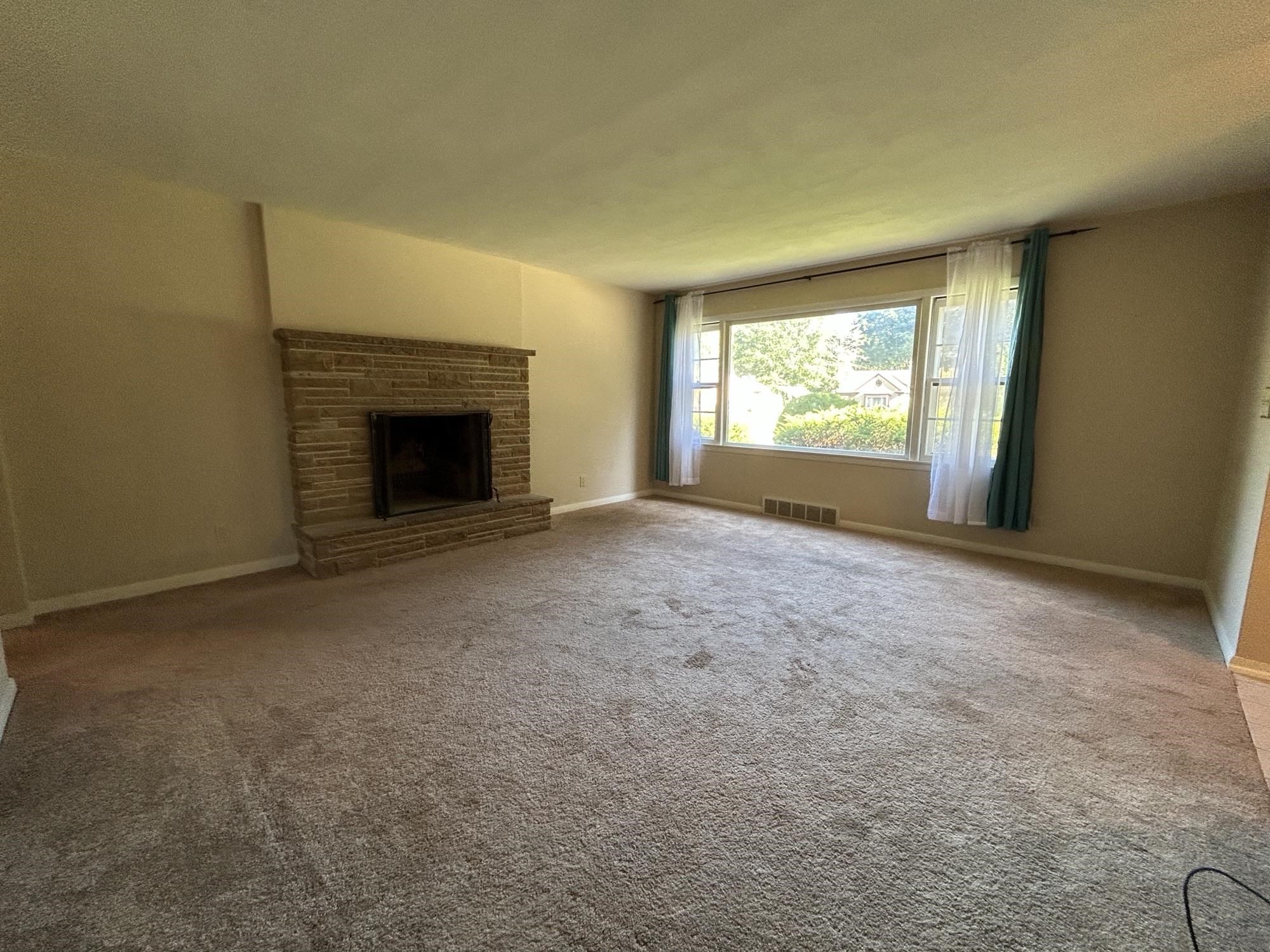 4003 Pinecrest Road Rockford, IL 61107 - Photo 3 of 16 a view of empty room with window