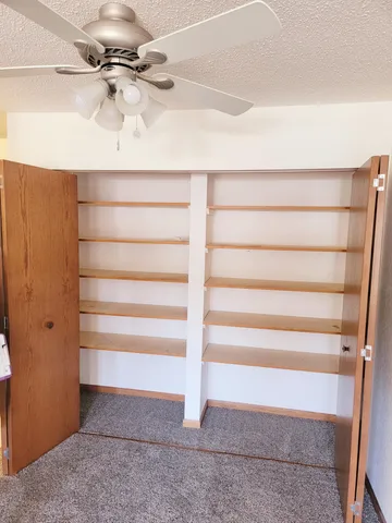 $695 | 11 Park Street North, Fairfax, MN 55332