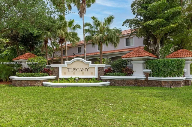 $2,450 | 2833 Southwest 82nd Avenue, Unit 104, Miramar, FL 33025