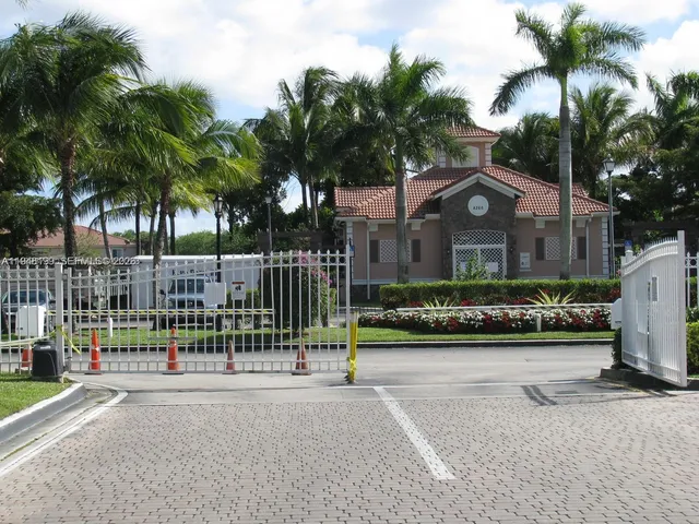 $2,450 | 2833 Southwest 82nd Avenue, Unit 104, Miramar, FL 33025