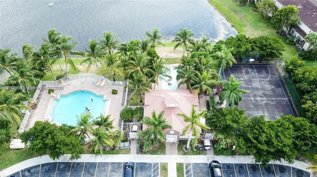 $2,450 | 2833 Southwest 82nd Avenue, Unit 104, Miramar, FL 33025