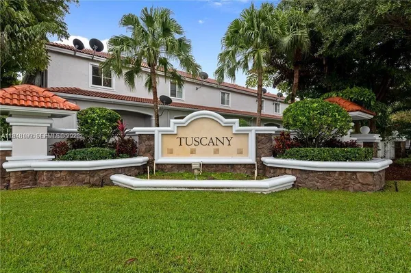 $2,450 | 2833 Southwest 82nd Avenue, Unit 104, Miramar, FL 33025