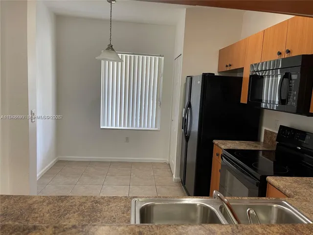 $2,450 | 2833 Southwest 82nd Avenue, Unit 104, Miramar, FL 33025