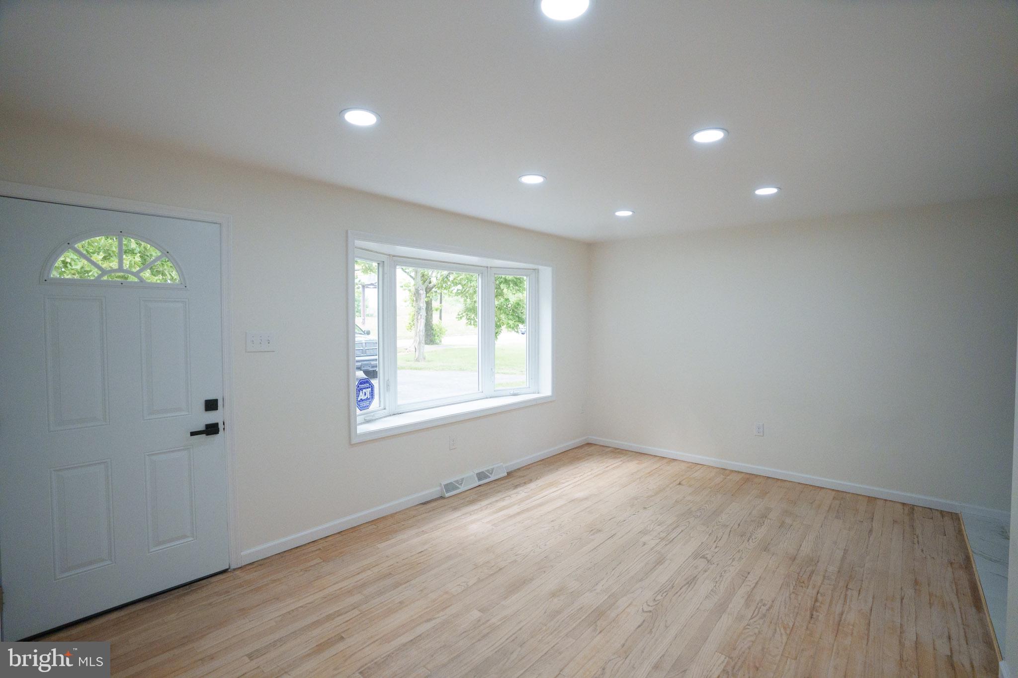 1020 Hanover Road York, PA 17408 - Photo 8 of 33 Gallery Image 8