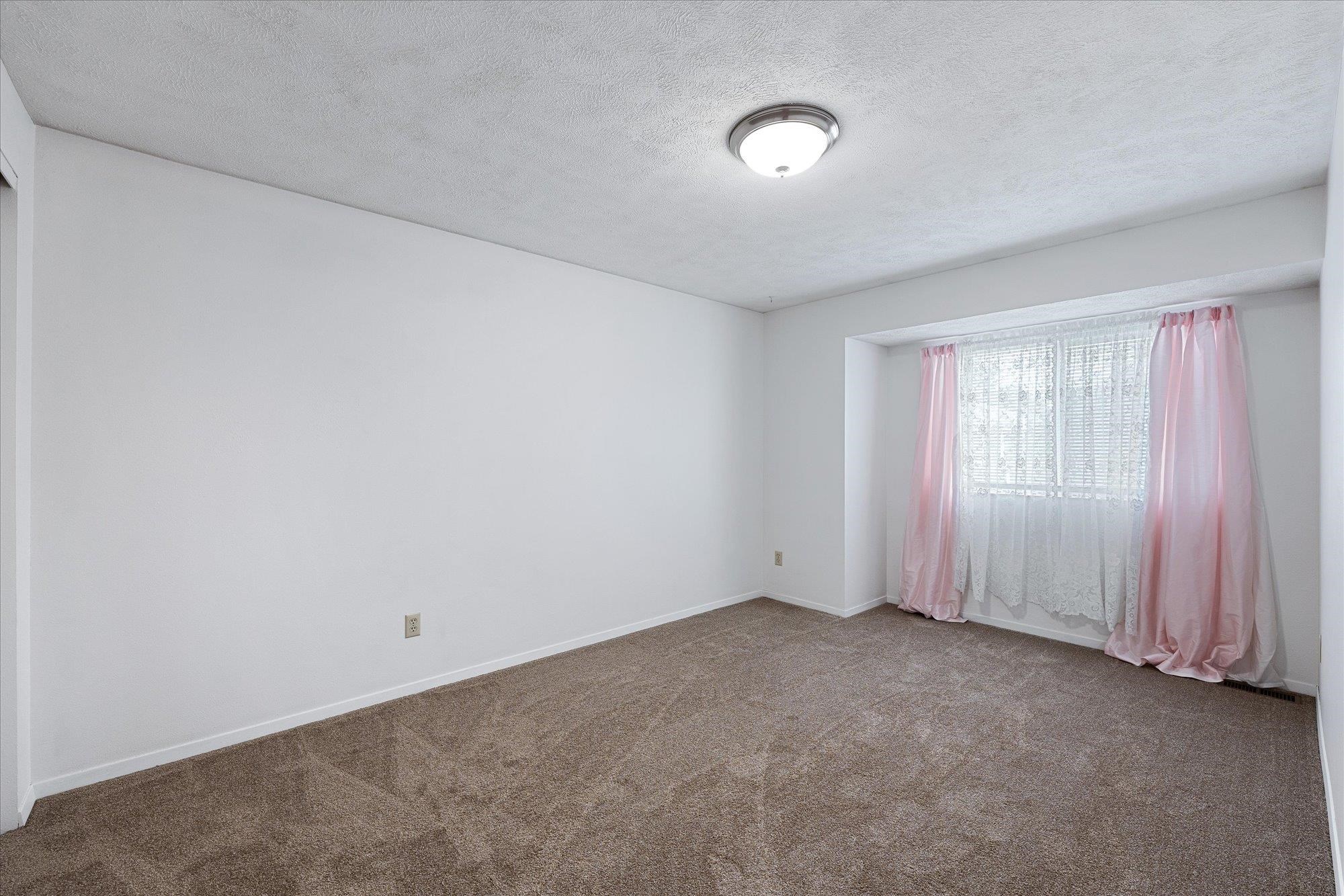 5013 North Calvin Road Spokane Valley, WA 99216 - Photo 15 of 28 Gallery Image 15