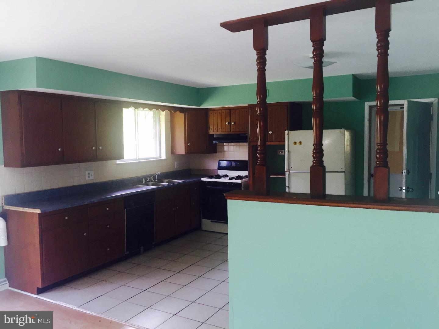 1440 Gregg Street Reading, PA 19607 - Photo 6 of 15