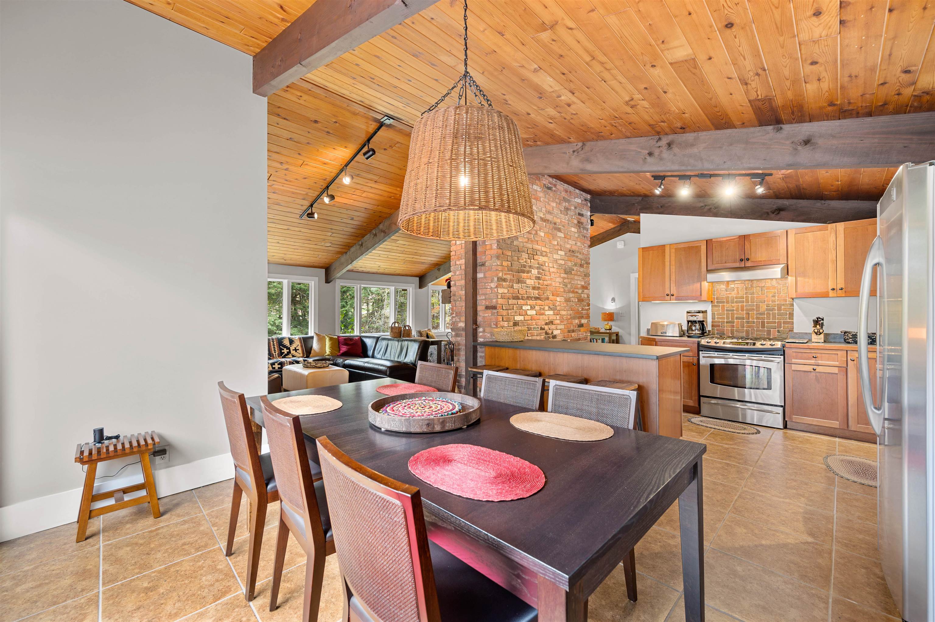 644 Sugar House Road Stowe, VT 05672 - Photo 15 of 39 Gallery Image 15