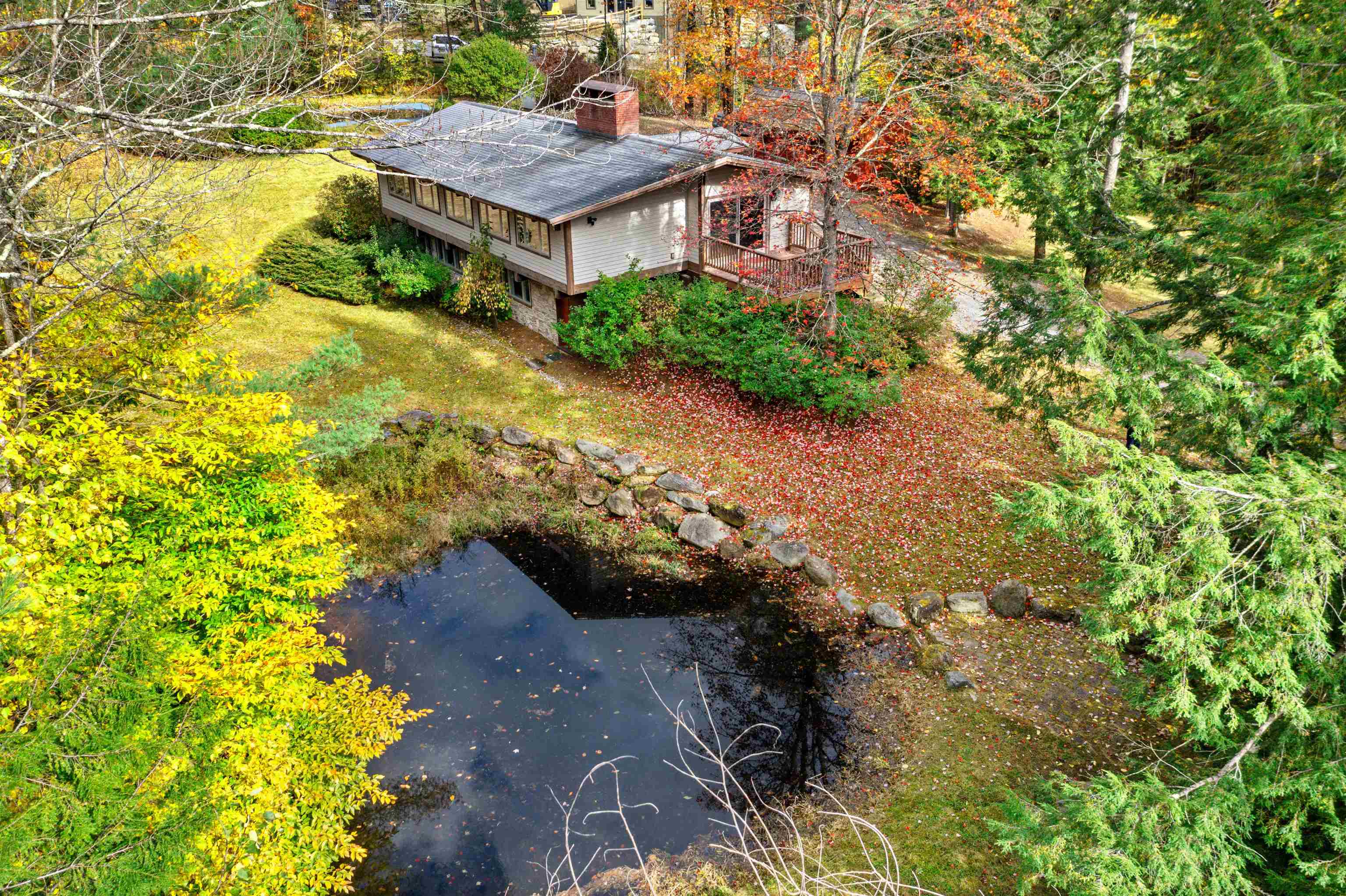 644 Sugar House Road Stowe, VT 05672 - Photo 2 of 39 Gallery Image 2