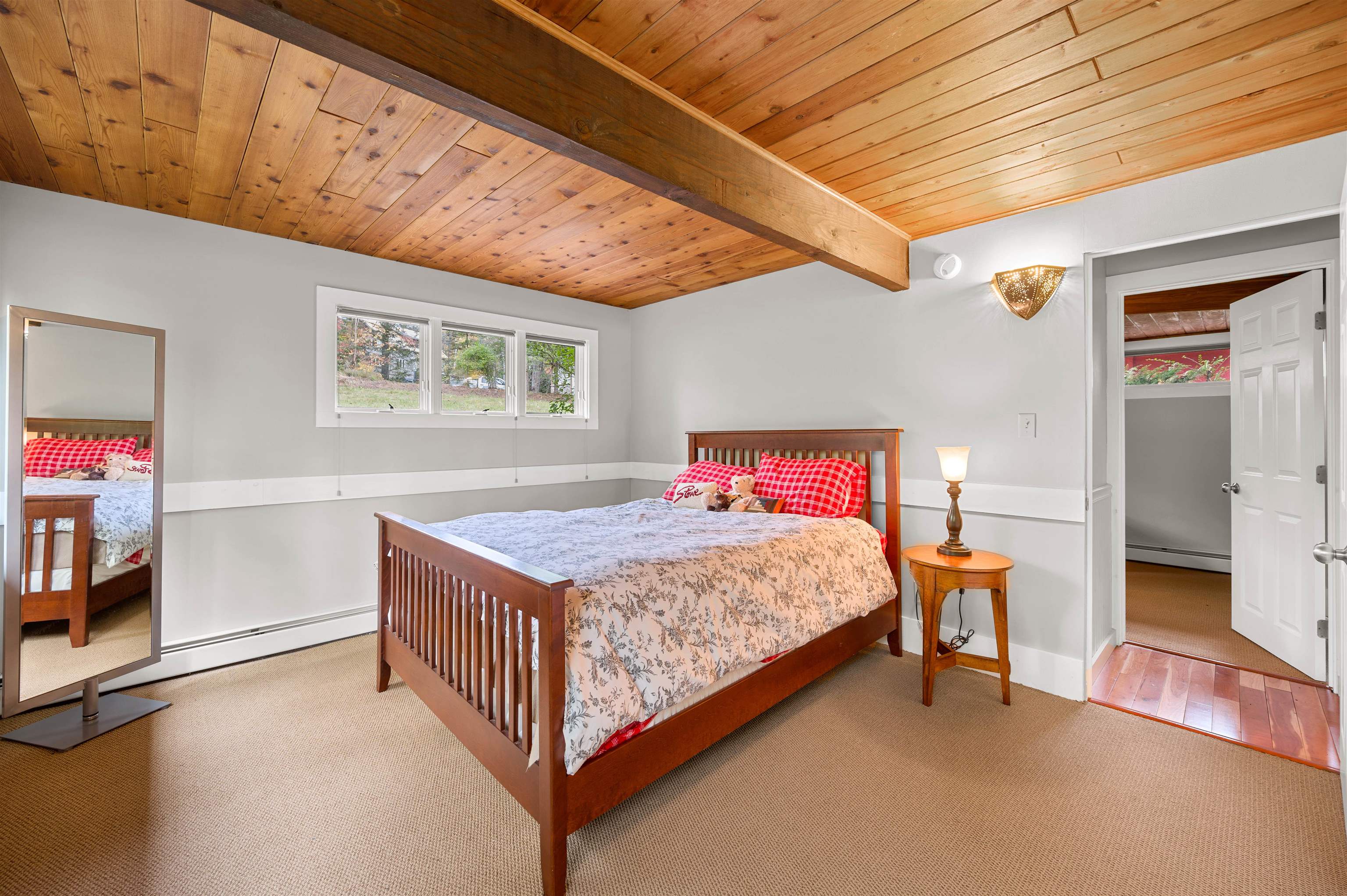 644 Sugar House Road Stowe, VT 05672 - Photo 24 of 39 Gallery Image 24