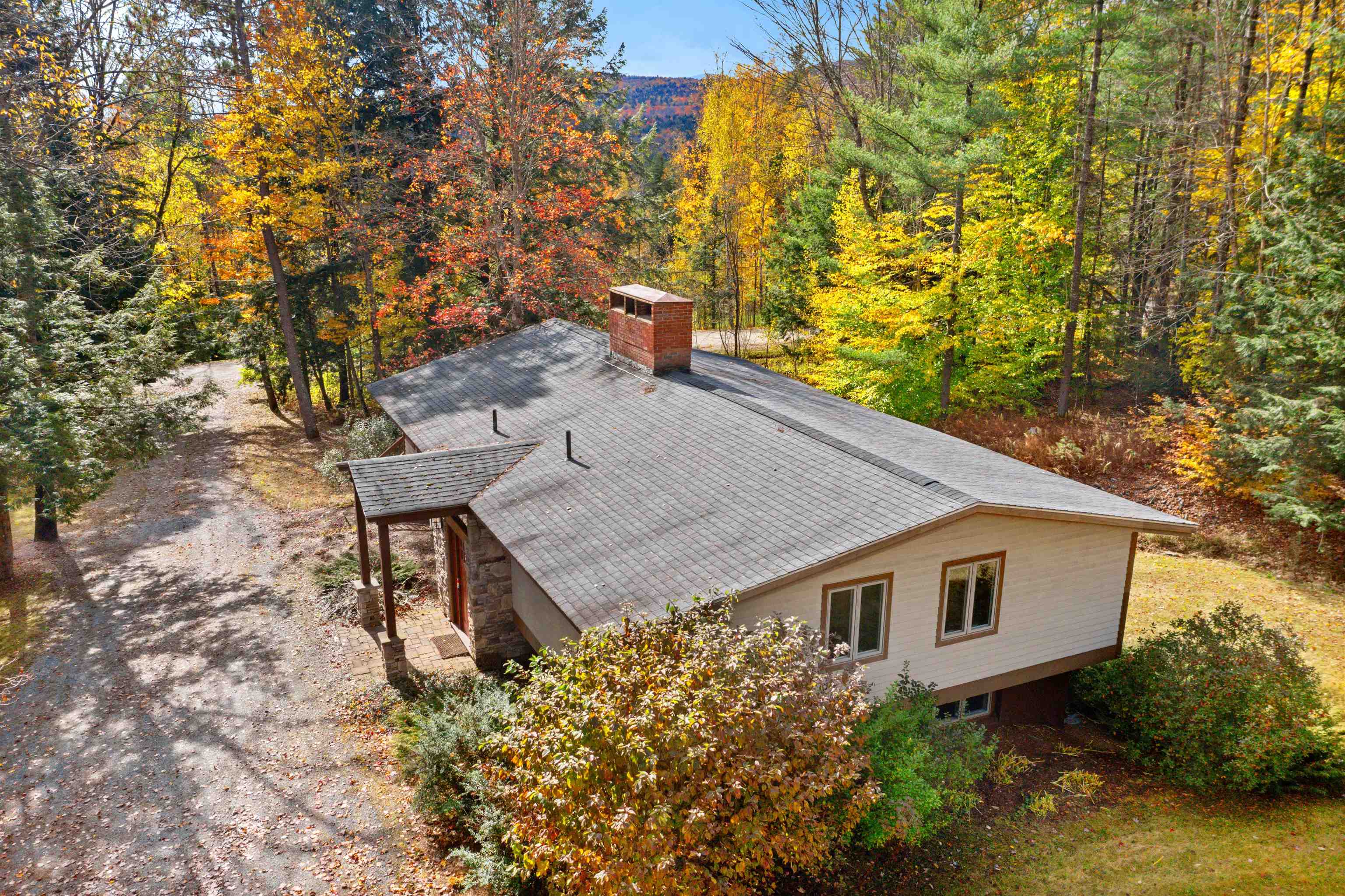 644 Sugar House Road Stowe, VT 05672 - Photo 35 of 39 Gallery Image 35