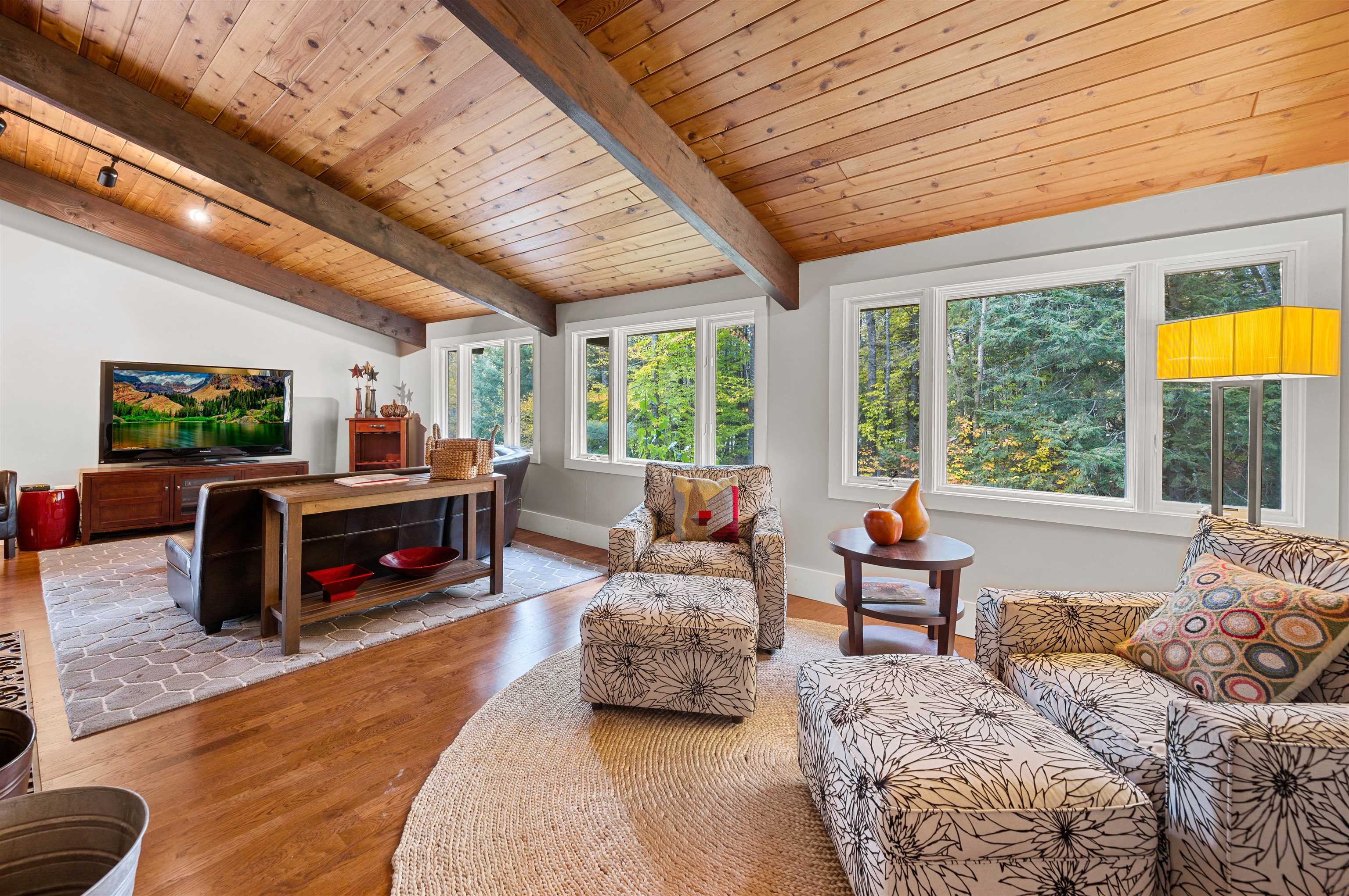 644 Sugar House Road Stowe, VT 05672 - Photo 5 of 39 Gallery Image 5