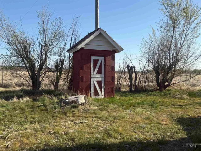 $375,000 | 4781 Old Highway 30, Mountain Home, ID 83647