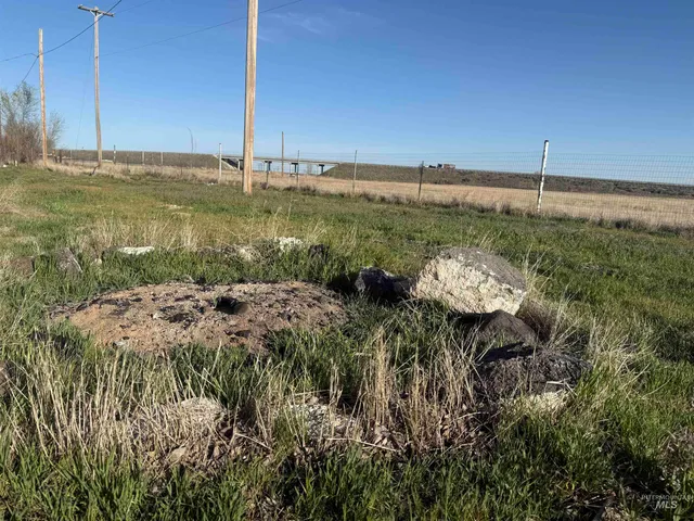 $375,000 | 4781 Old Highway 30, Mountain Home, ID 83647