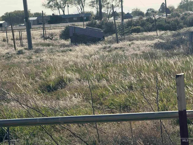 $375,000 | 4781 Old Highway 30, Mountain Home, ID 83647