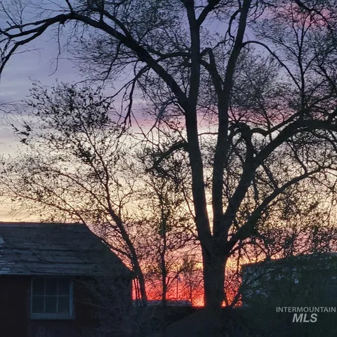 $375,000 | 4781 Old Highway 30, Mountain Home, ID 83647