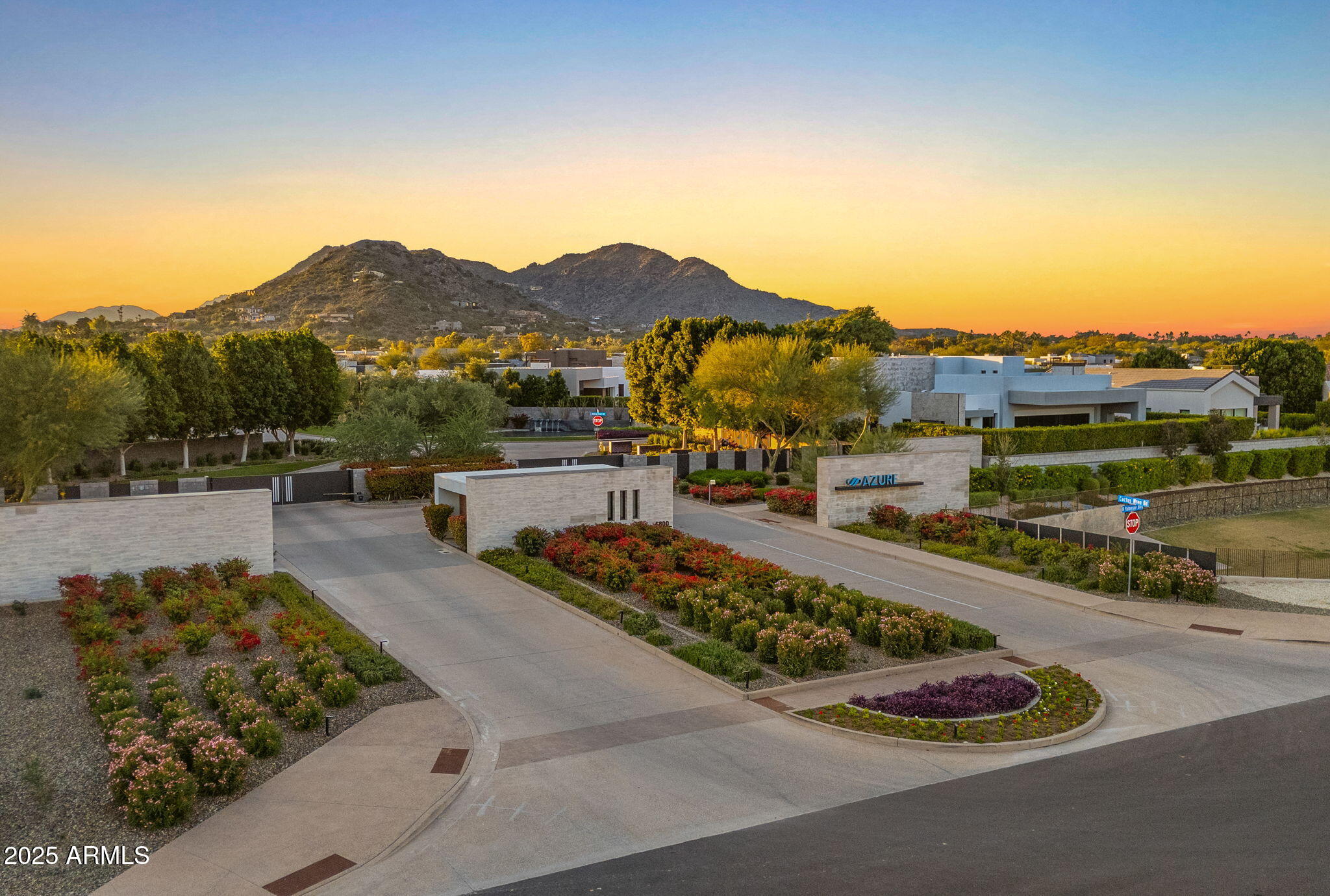 6962 East Cactus Wren Road Paradise Valley, AZ 85253 - Photo 2 of 94 2-web-or-mls-TWILIGHT DRONE2