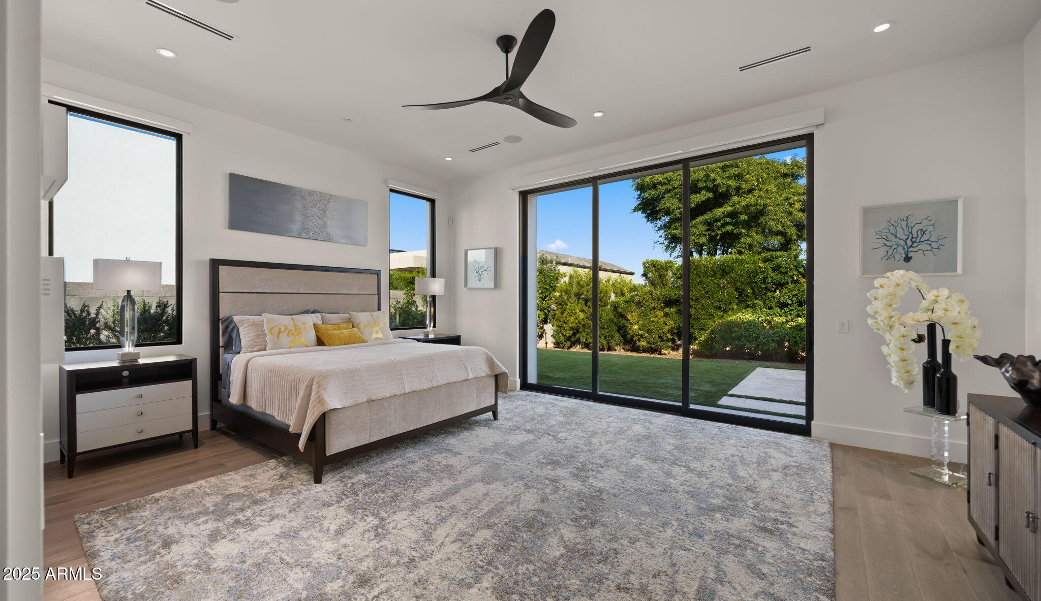 6962 East Cactus Wren Road Paradise Valley, AZ 85253 - Photo 43 of 94 45-web-or-mls-Primary Bedroom13