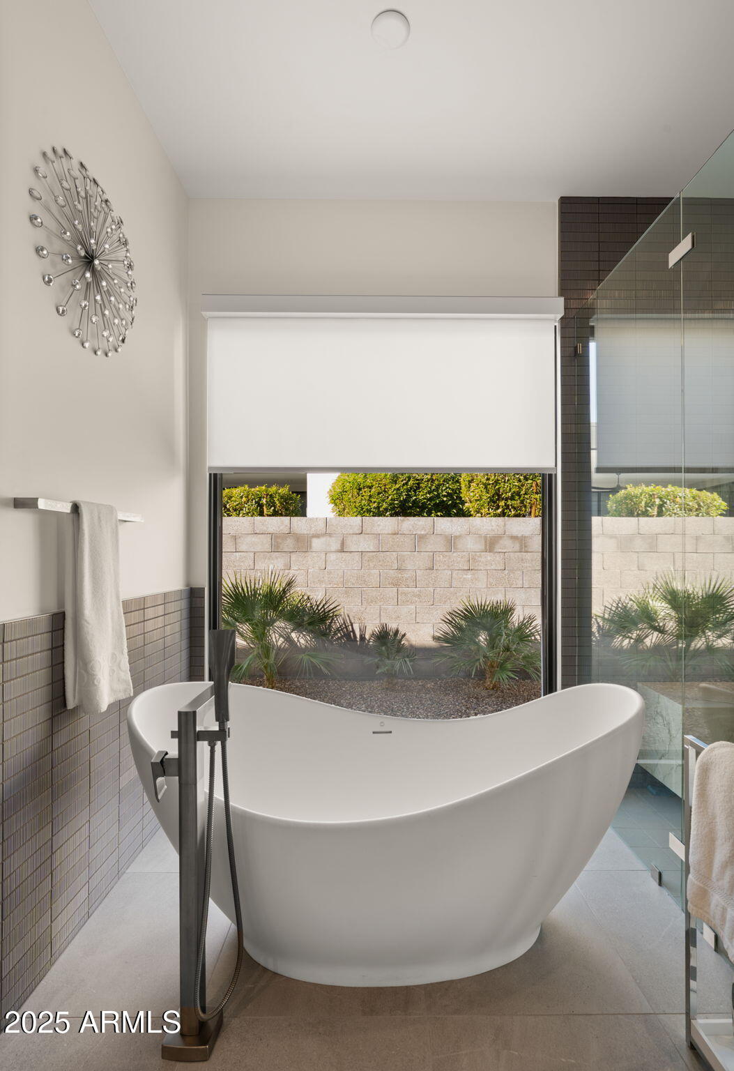 6962 East Cactus Wren Road Paradise Valley, AZ 85253 - Photo 50 of 94 52-web-or-mls-Primary Bedroom6