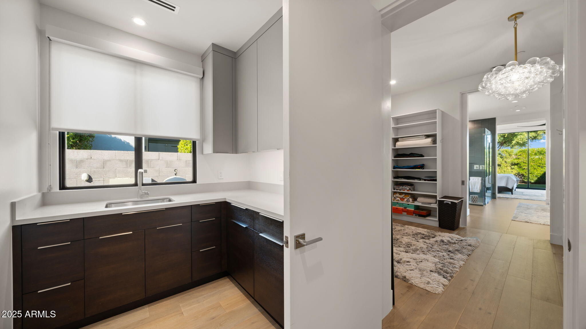 6962 East Cactus Wren Road Paradise Valley, AZ 85253 - Photo 56 of 94 58-web-or-mls-Laundry Room2