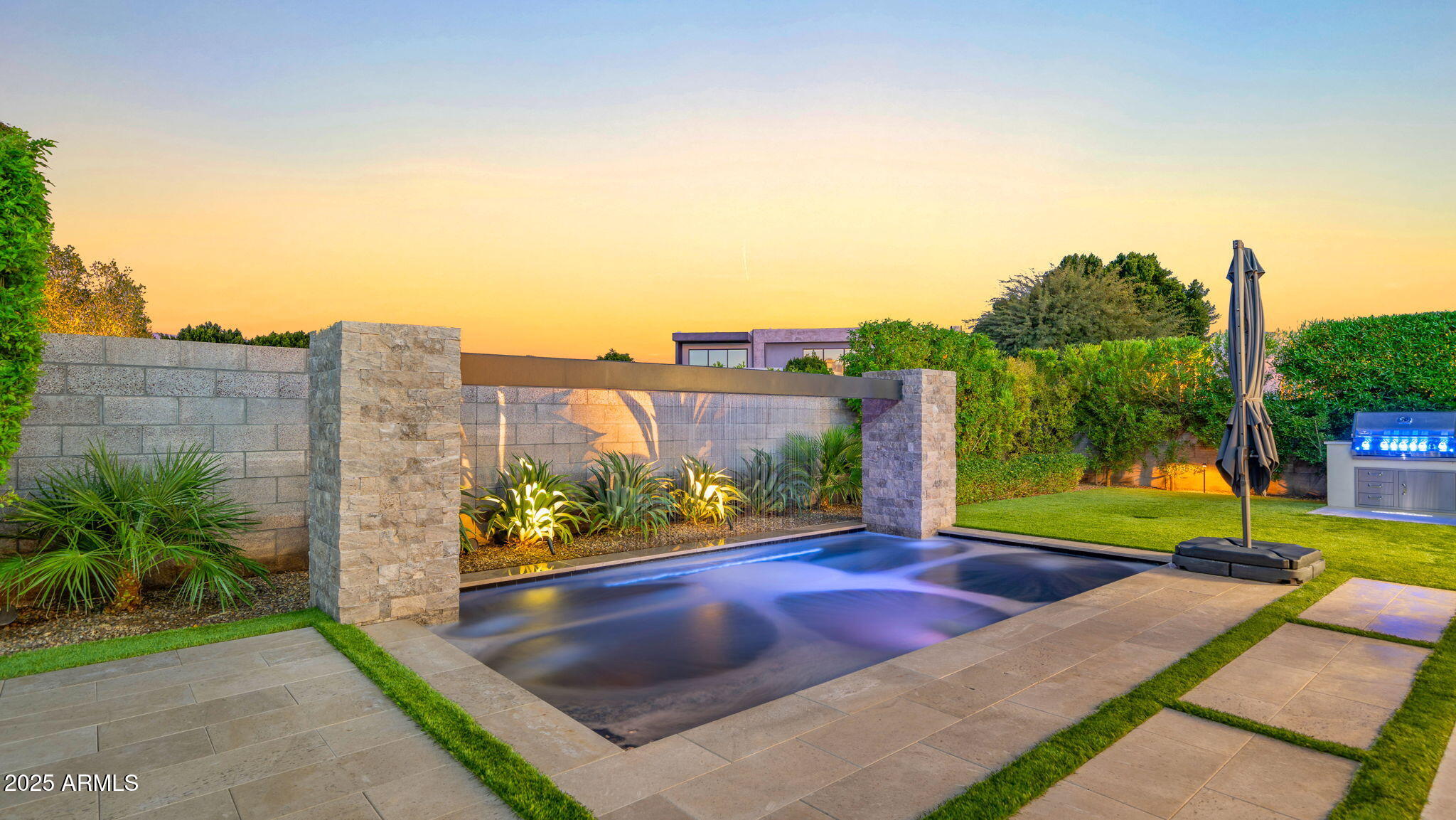 6962 East Cactus Wren Road Paradise Valley, AZ 85253 - Photo 78 of 94 79-web-or-mls-TWILIGHT1