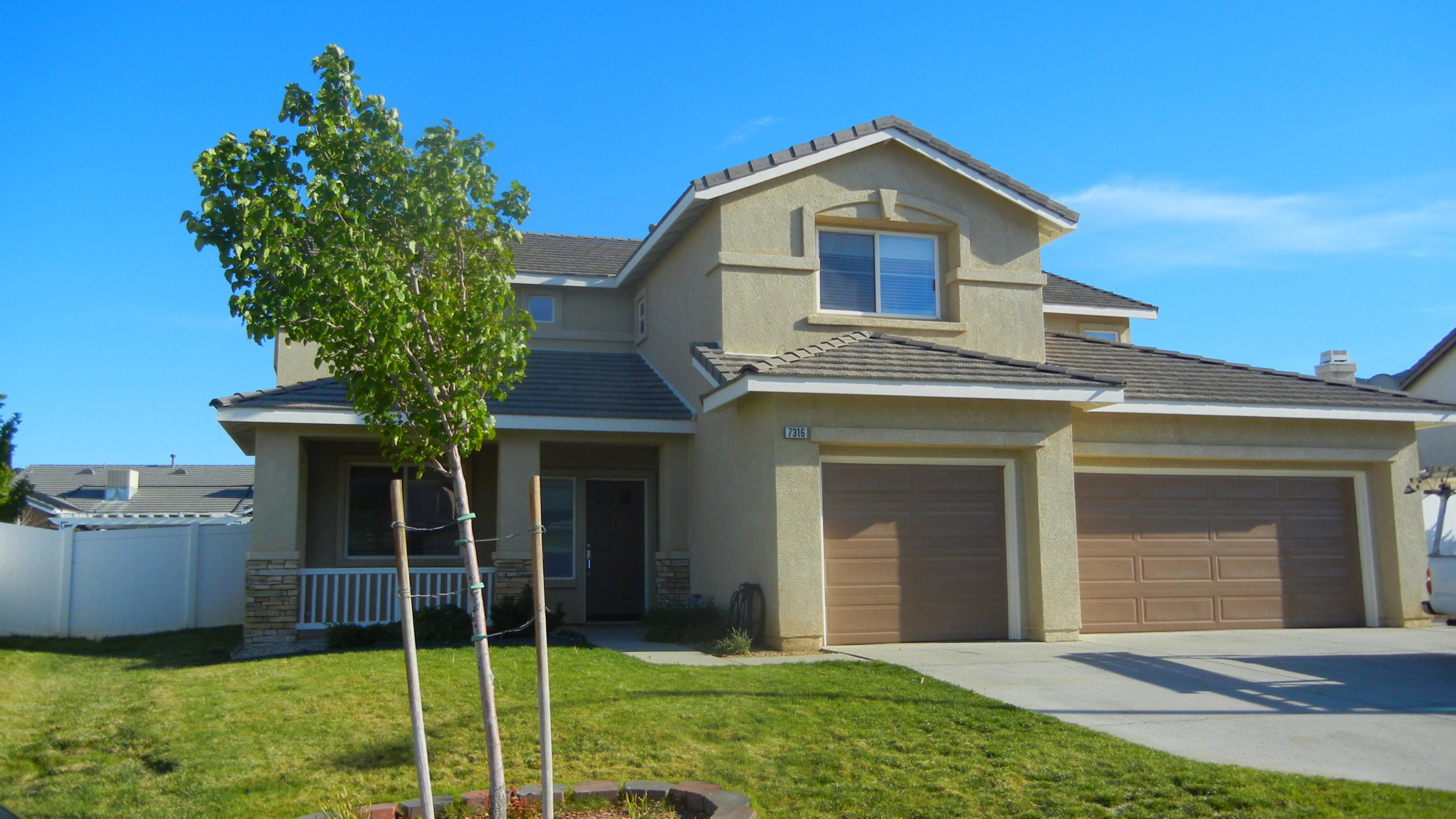 7316 Ridge View Drive Lancaster, CA 93536 - Photo 1 of 17 DSCN4708