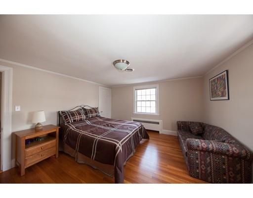 10 Duxbury Road Newton, MA 02459 - Photo 15 of 27 Gallery Image 15