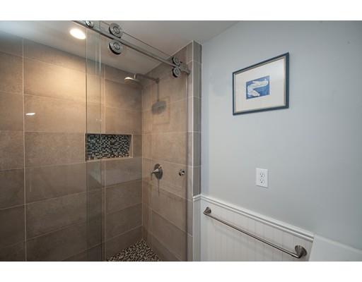 10 Duxbury Road Newton, MA 02459 - Photo 19 of 27 Gallery Image 19