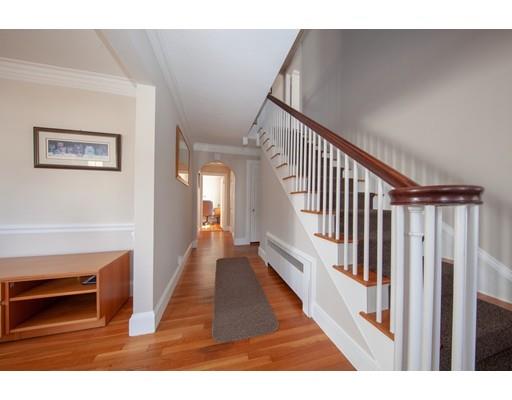 10 Duxbury Road Newton, MA 02459 - Photo 3 of 27 Gallery Image 3