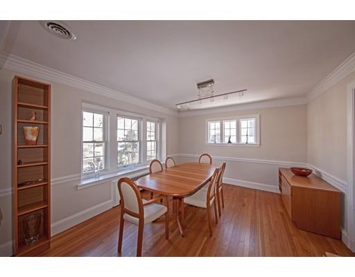10 Duxbury Road Newton, MA 02459 - Photo 4 of 27 Gallery Image 4