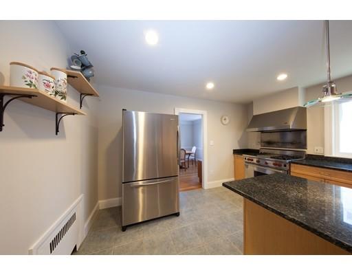 10 Duxbury Road Newton, MA 02459 - Photo 7 of 27 Gallery Image 7