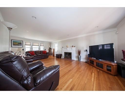 10 Duxbury Road Newton, MA 02459 - Photo 9 of 27 Gallery Image 9