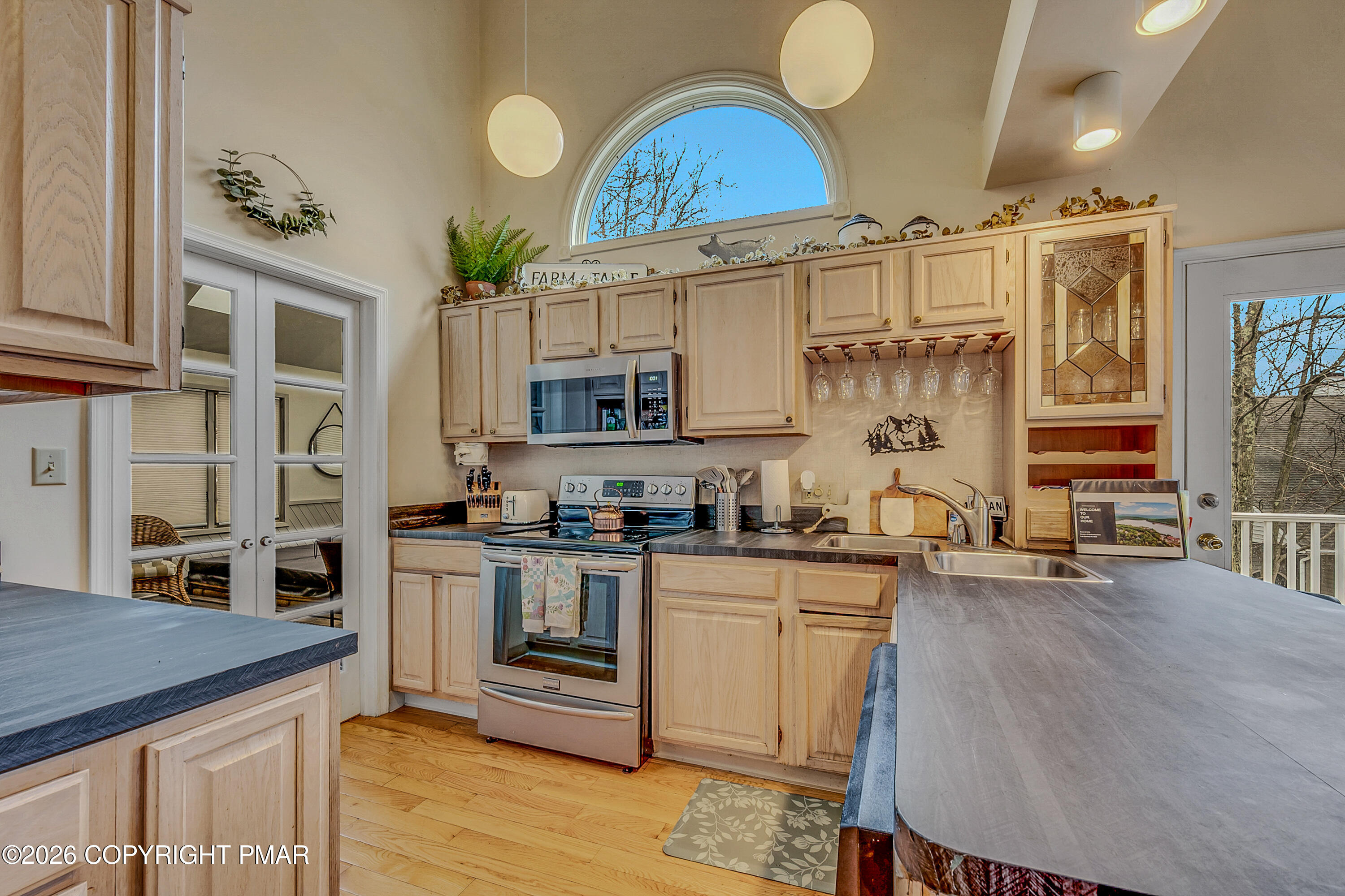 17 Rockspring Court Lake Harmony, PA 18624 - Photo 12 of 60 Rockspring_-25