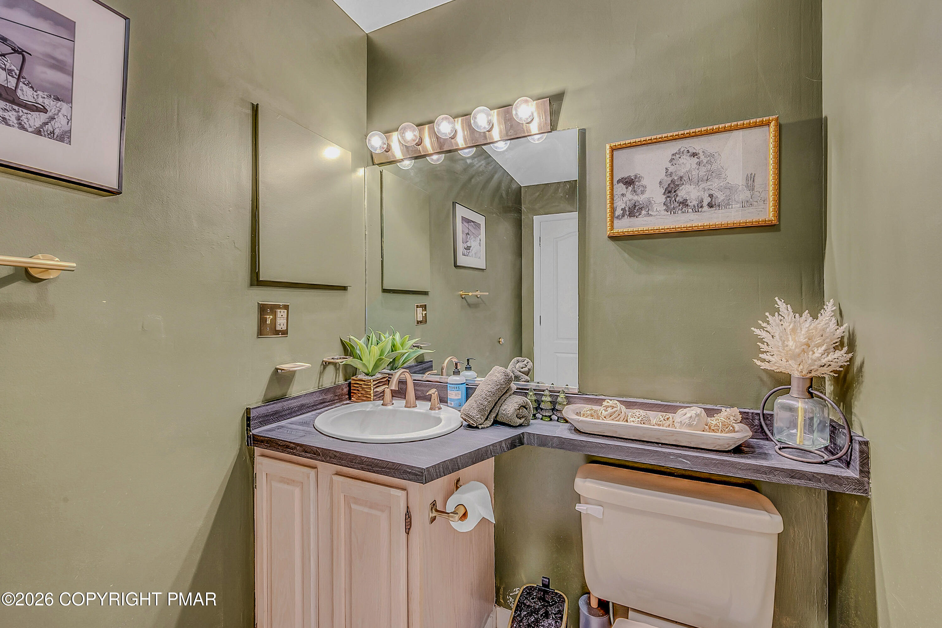 17 Rockspring Court Lake Harmony, PA 18624 - Photo 47 of 60 Rockspring_-36