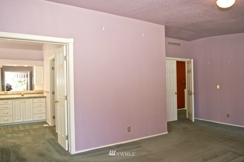 14224 Littlerock Road Southwest Rochester, WA 98579 - Photo 12 of 25