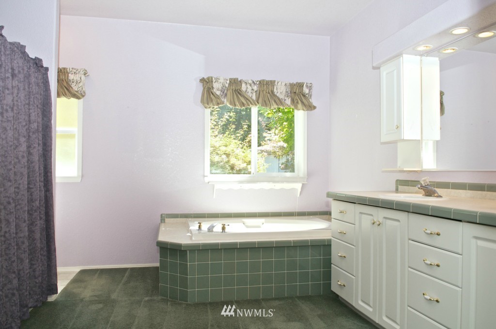 14224 Littlerock Road Southwest Rochester, WA 98579 - Photo 14 of 25