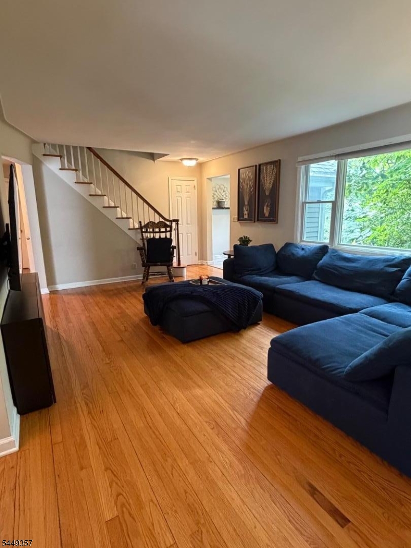 49 Schoolhouse Road Randolph, NJ 07869 - Photo 10 of 23 Gallery Image 10
