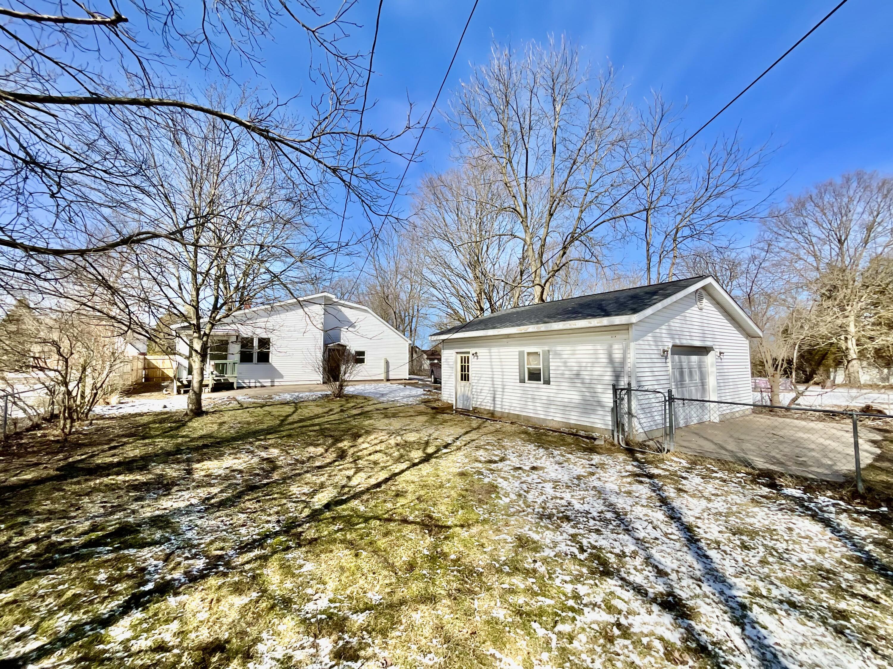 46 Hoskins Street Hesperia, MI 49421 - Photo 36 of 39 Rear View