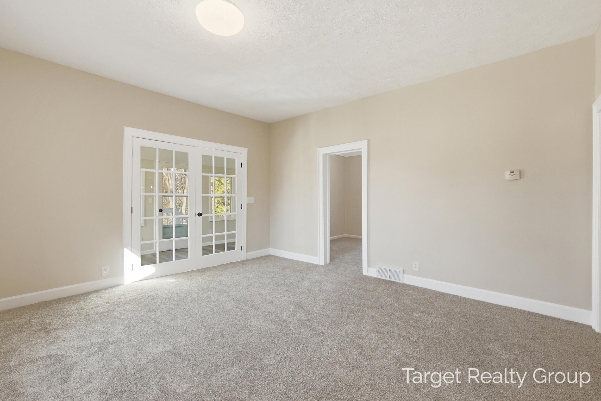 46 Hoskins Street Hesperia, MI 49421 - Photo 5 of 39 Large Living View 2