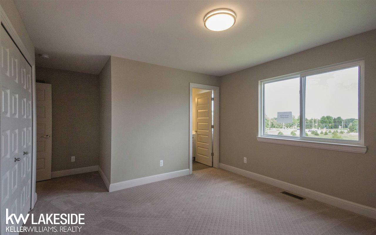 1719 Traceky, Unit 275 Rochester Hills, MI 48306 - Photo 38 of 39