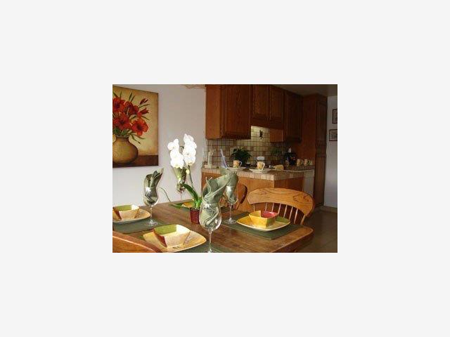 2333 Sharon Road Menlo Park, CA 94025 - Photo 5 of 9