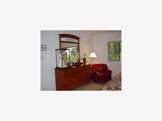 2333 Sharon Road Menlo Park, CA 94025 - Photo 8 of 9